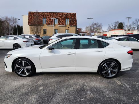 Certified 2025 Acura TLX w/ Technology Package image 5