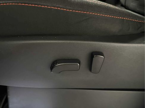 Used 2023 Nissan Frontier PRO-4X w/ Pro Convenience Package image 12