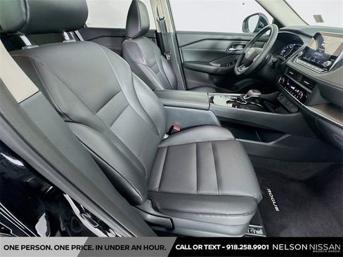 Certified 2025 Nissan Rogue SV w/ SV Premium Package image 28