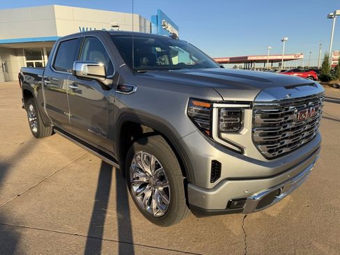 Used 2023 GMC Sierra 1500 Denali w/ Denali Reserve Package image 4