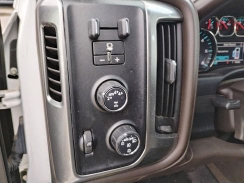 Used 2017 Chevrolet Silverado 1500 LTZ Z71 image 14