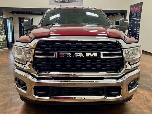 Used 2024 RAM 2500 Big Horn w/ Snow Chief Group AWD/4WD image 4