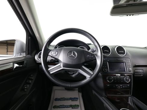 Used 2011 Mercedes-Benz GL 450 4MATIC image 29