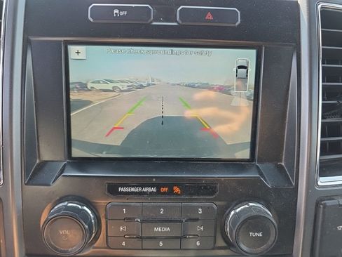 Used 2016 Ford F150 XLT w/ Equipment Group 302A Luxury image 11