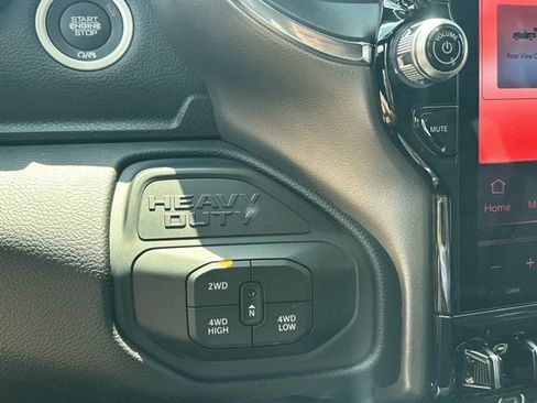 New 2026 RAM 3500 Laramie AWD/4WD image 34