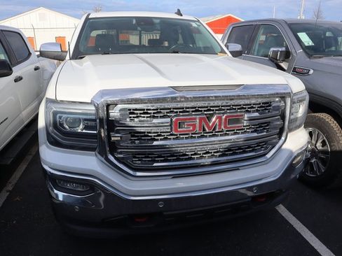 Used 2018 GMC Sierra 1500 SLT image 2