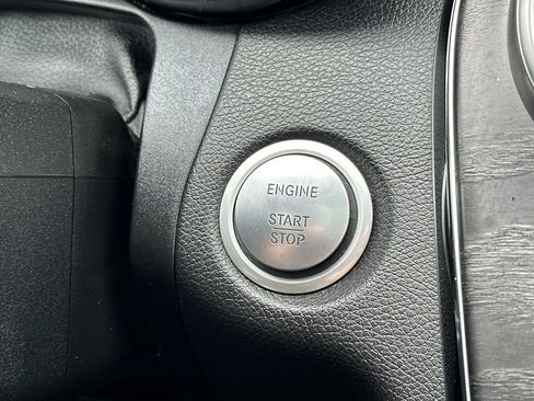 Used 2016 Mercedes-Benz C 300 Sedan image 25