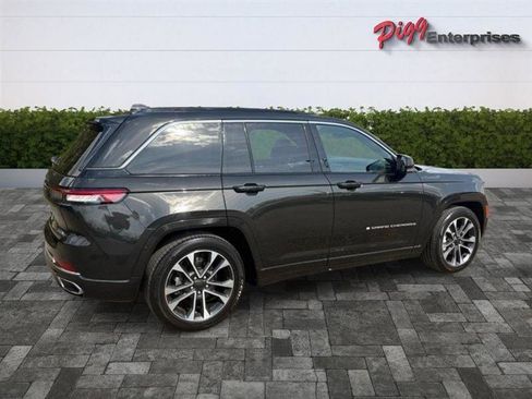 Used 2024 Jeep Grand Cherokee Overland w/ Trailer Tow Package image 10