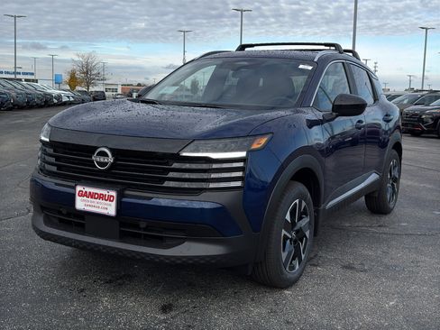 New 2026 Nissan Kicks SV w/ Cold Weather Package image 2