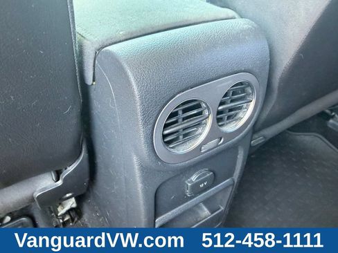Used 2018 Volkswagen Tiguan Limited FWD image 26