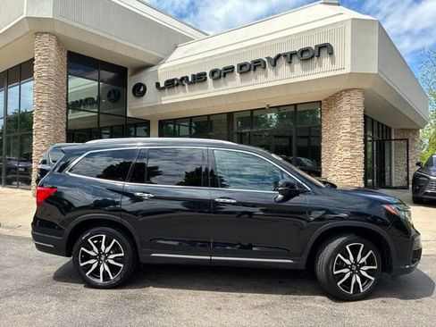 Used 2019 Honda Pilot Elite image 2