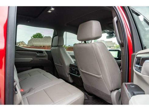 Used 2025 GMC Sierra 1500 SLT w/ SLT Premium Plus Package AWD/4WD image 15