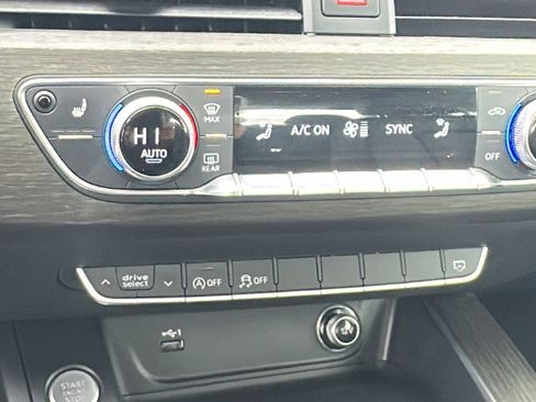 Used 2019 Audi A4 2.0T Premium w/ 18" Wheel Package image 14