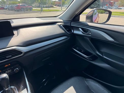 Used 2023 MAZDA CX-9 Touring AWD/4WD image 2