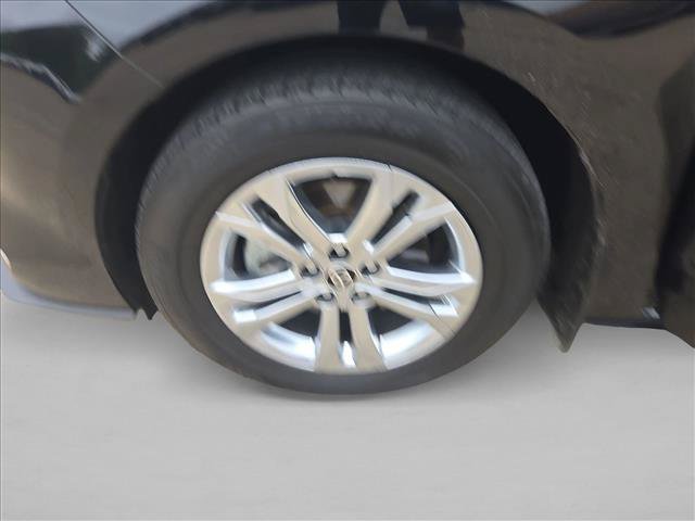 Used 2022 Toyota Sienna Platinum AWD/4WD image 25