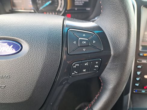 Used 2016 Ford Explorer Sport image 20