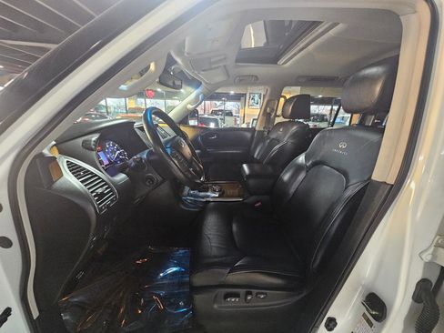 Used 2014 INFINITI QX80 4WD w/ Theater Package image 27