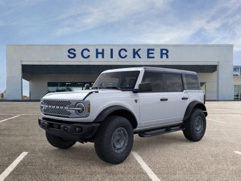 New 2025 Ford Bronco Badlands w/ Sasquatch Package image 1
