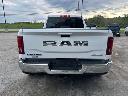 Used 2026 RAM 3500 Laramie AWD/4WD image 4