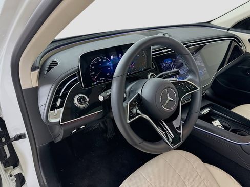 Certified 2026 Mercedes-Benz E 350 4MATIC Sedan image 9