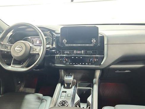 Used 2025 Nissan Pathfinder Rock Creek image 31