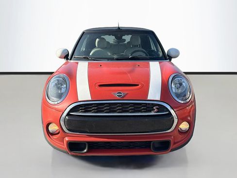 Used 2019 MINI Cooper S w/ Signature Upholstery Package FWD image 2