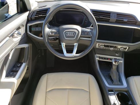Used 2022 Audi Q3 2.0T Premium Plus w/ Premium Plus Package image 14