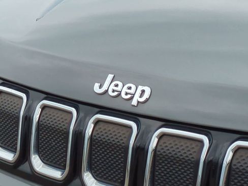 Used 2022 Jeep Compass Limited AWD/4WD image 12