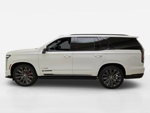 Used 2025 Cadillac Escalade V AWD/4WD image 12