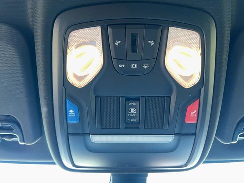 Used 2022 RAM 2500 Tradesman AWD/4WD image 23