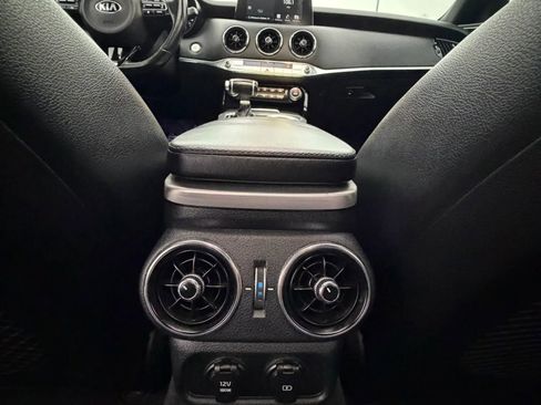 Used 2020 Kia Stinger GT1 RWD image 20