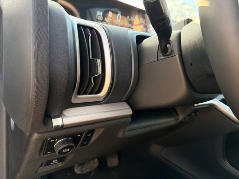 New 2025 Ford Expedition Max Active AWD/4WD image 33