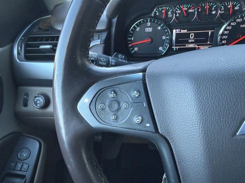 Used 2015 Chevrolet Suburban LTZ image 37