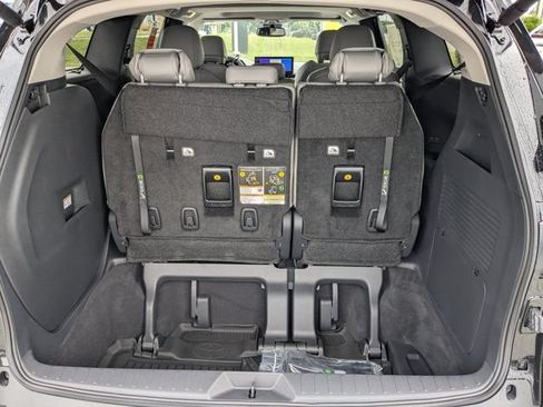 New 2026 Toyota Sienna XLE FWD image 13
