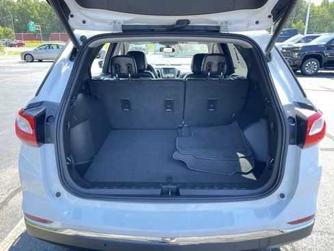Used 2020 Chevrolet Equinox LT w/ Sport Edition FWD image 24