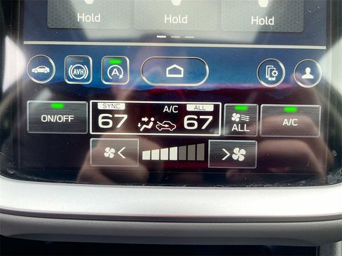 Used 2025 Subaru Crosstrek 2.0i Premium image 15