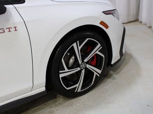 New 2026 Volkswagen GTI SE FWD image 27