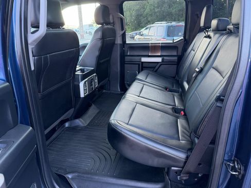 Used 2015 Ford F150 Lariat w/ Equipment Group 502A Luxury AWD/4WD image 11