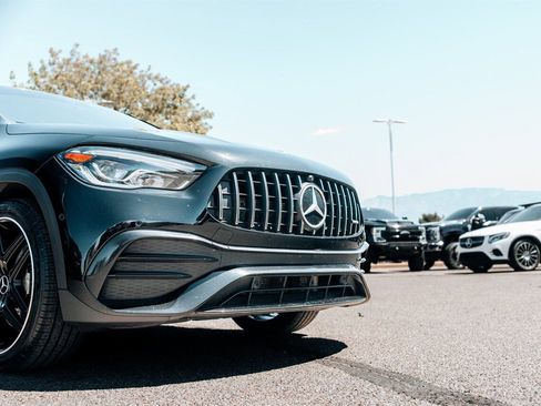 Used 2023 Mercedes-Benz GLA 35 AMG 4MATIC image 10