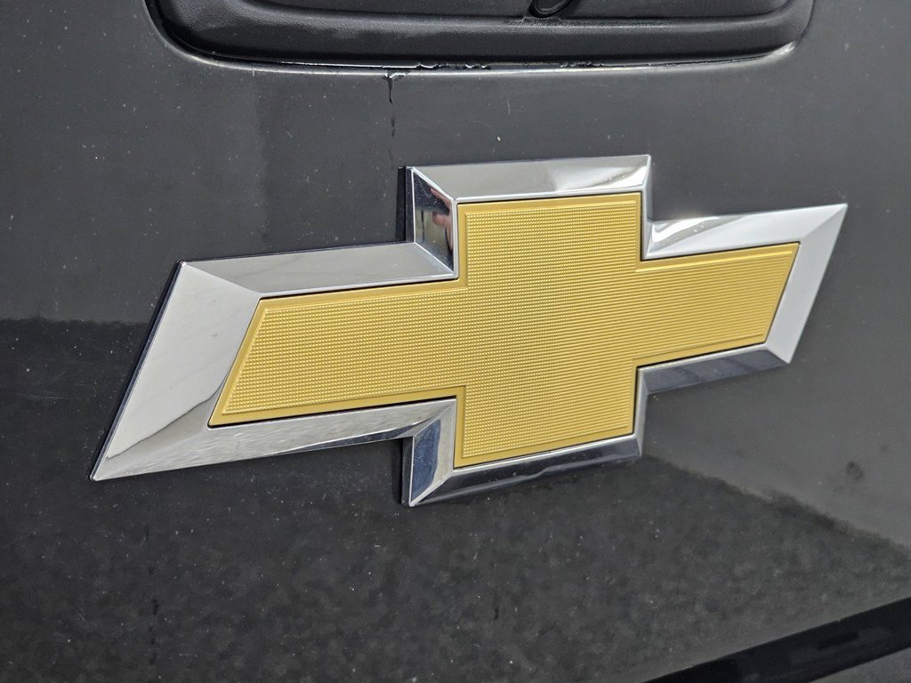 Used 2015 Chevrolet Silverado 2500 LT AWD/4WD image 32