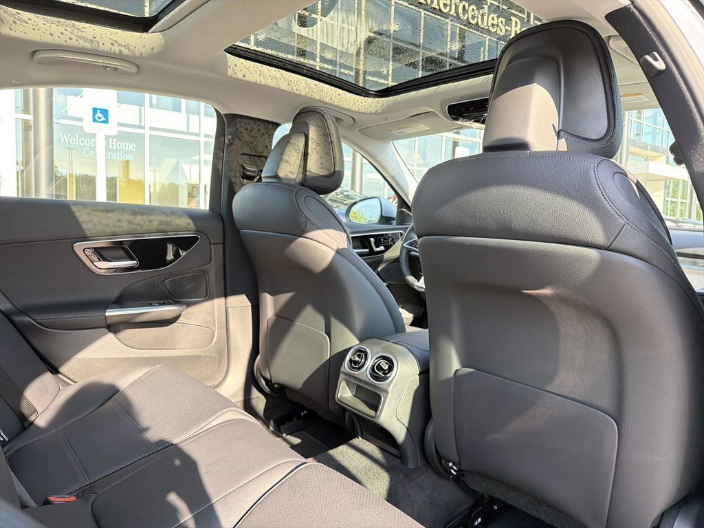 Certified 2026 Mercedes-Benz C 300 Sedan image 18