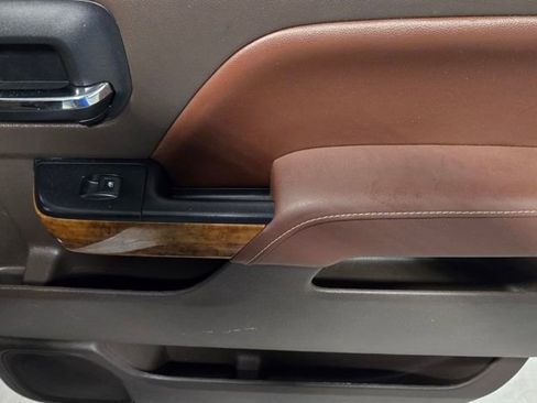 Used 2017 Chevrolet Silverado 1500 High Country image 23