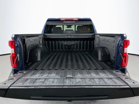 Used 2023 Chevrolet Silverado 1500 LTZ AWD/4WD image 10