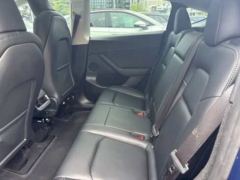 Used 2023 Tesla Model Y Performance AWD/4WD image 7