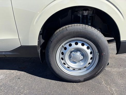 New 2025 Ford Maverick XL w/ Equipment Group 101A image 10