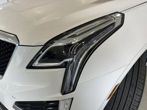 Certified 2025 Cadillac XT5 Sportv AWD/4WD image 6