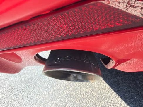 Used 2017 Ford Mustang Coupe RWD image 8