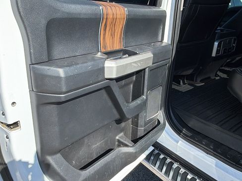 Used 2020 Ford F150 Lariat w/ Lariat Bed Utility Package AWD/4WD image 22