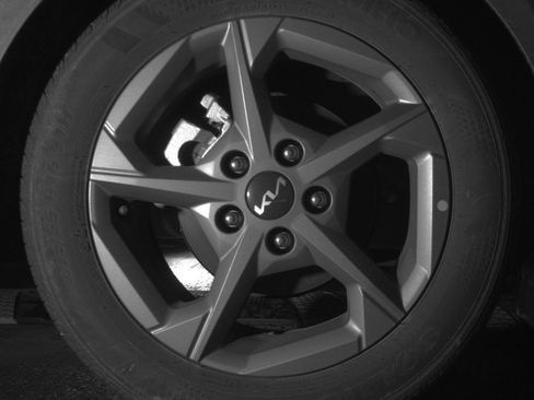 Used 2025 Kia K4 LXS image 15