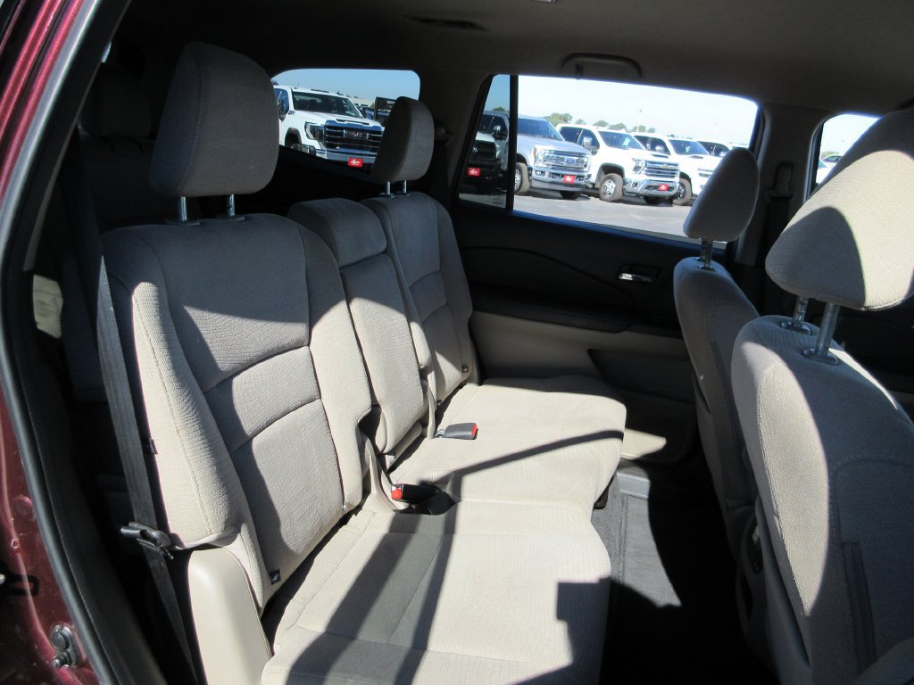 Used 2017 Honda Pilot EX image 21